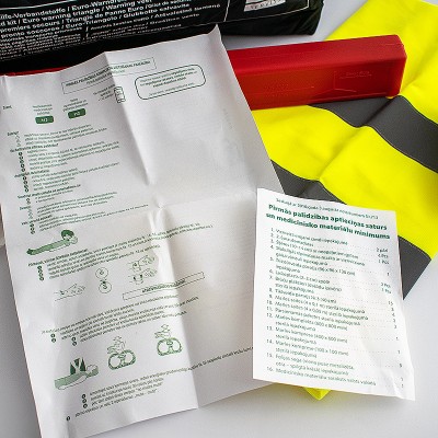 Pirmās palīdzības aptieciņas komplekts somiņā